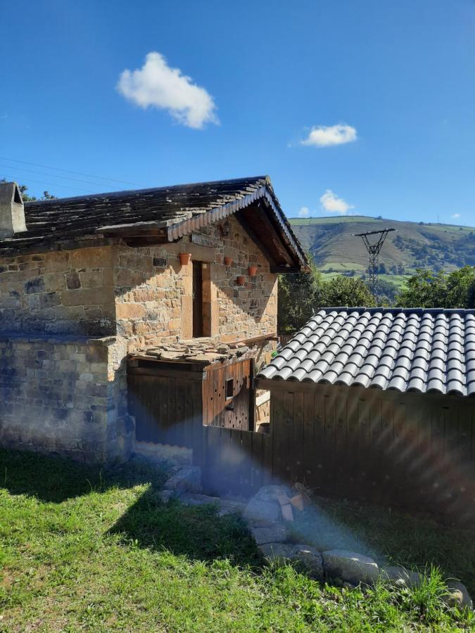 Cabana Pasiega La Quemada San Pedro Del Romeral Kültér fotó